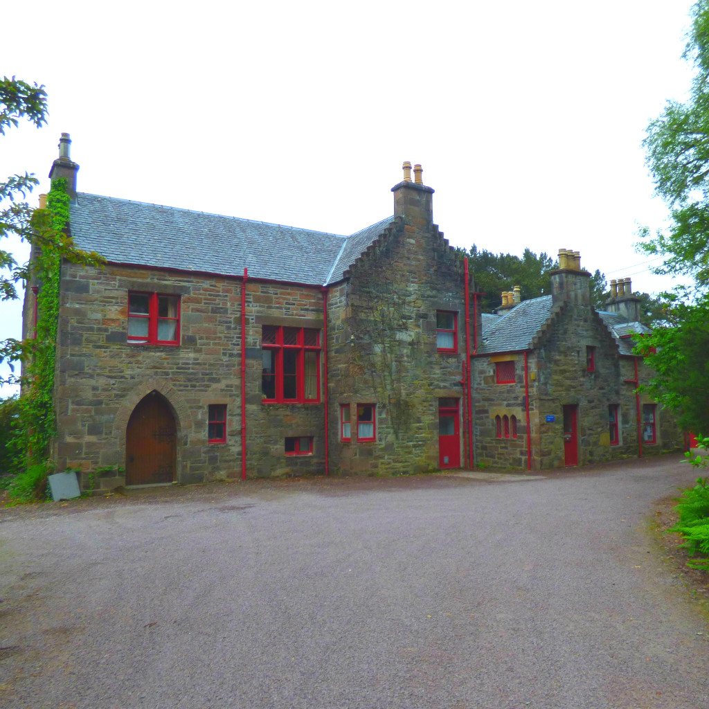 Lochalsh House2