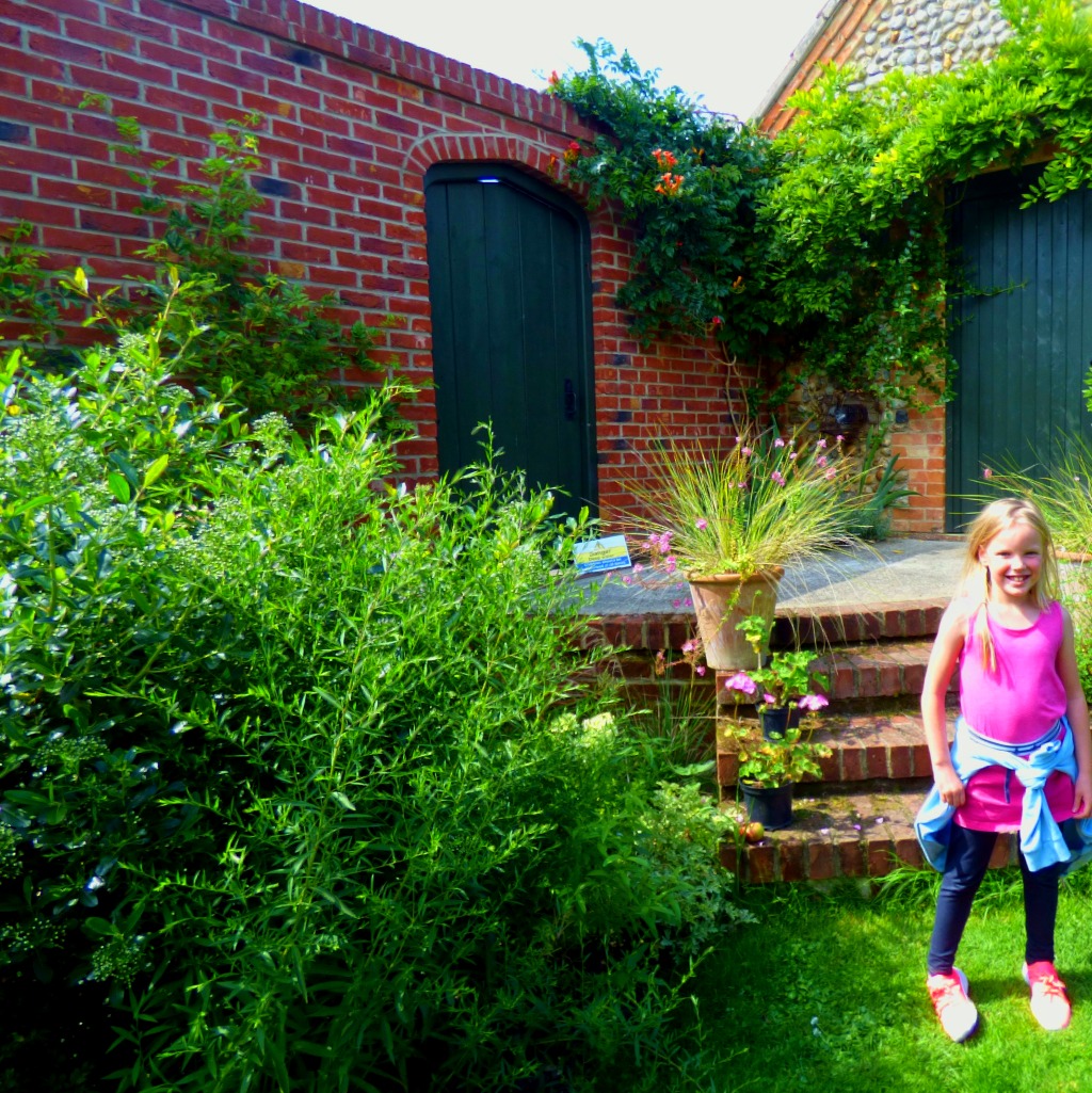 entrance to swimming pool