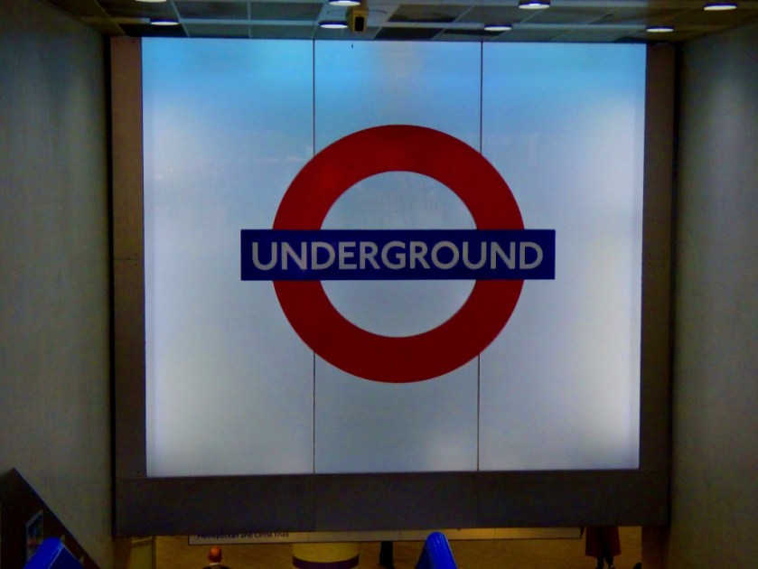 Giant Roundel, Kings Cross