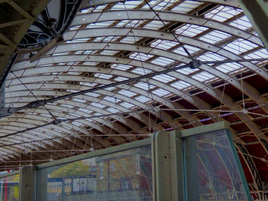 Paddington arched roof 1