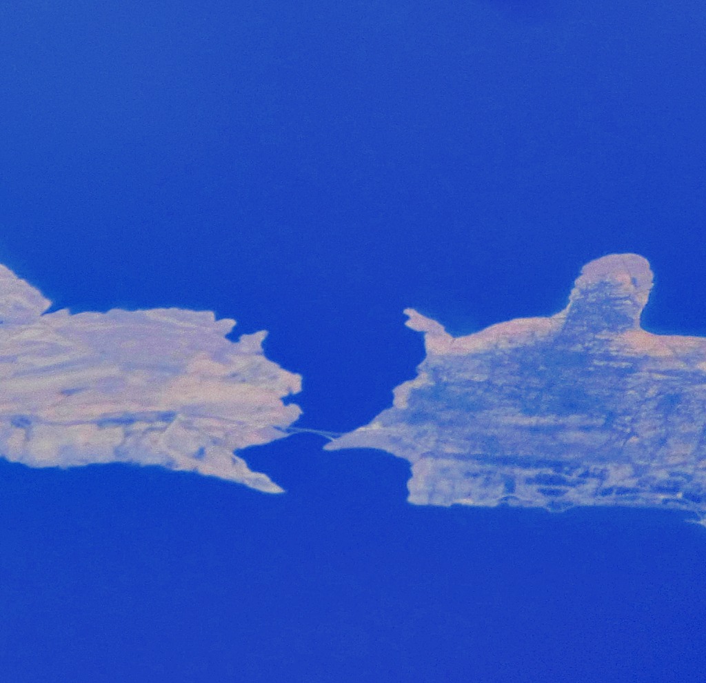 Bridge links two landmasses