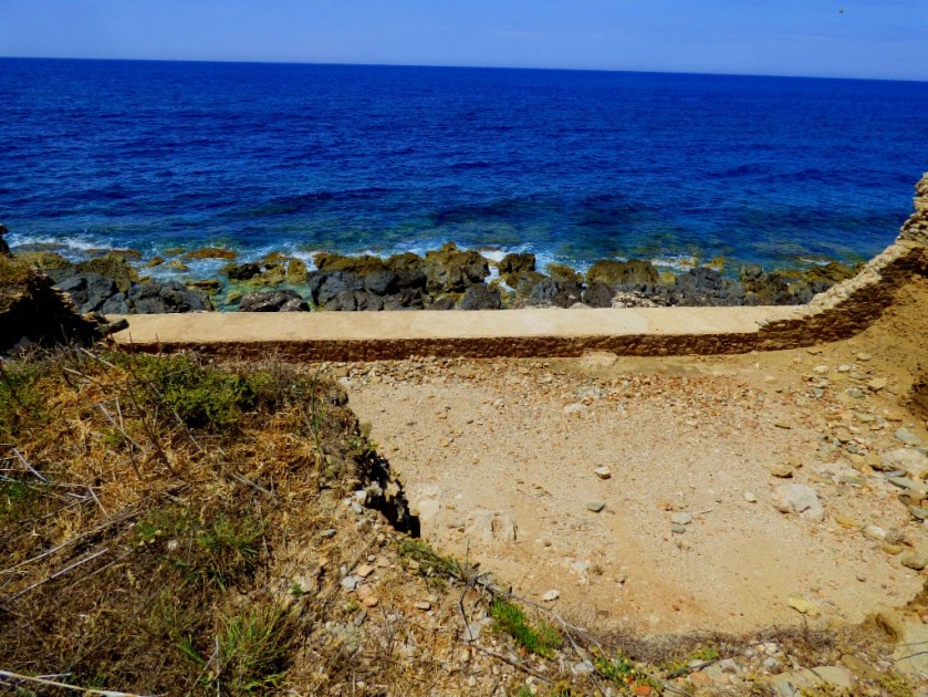 Sea defences, Methoni castle