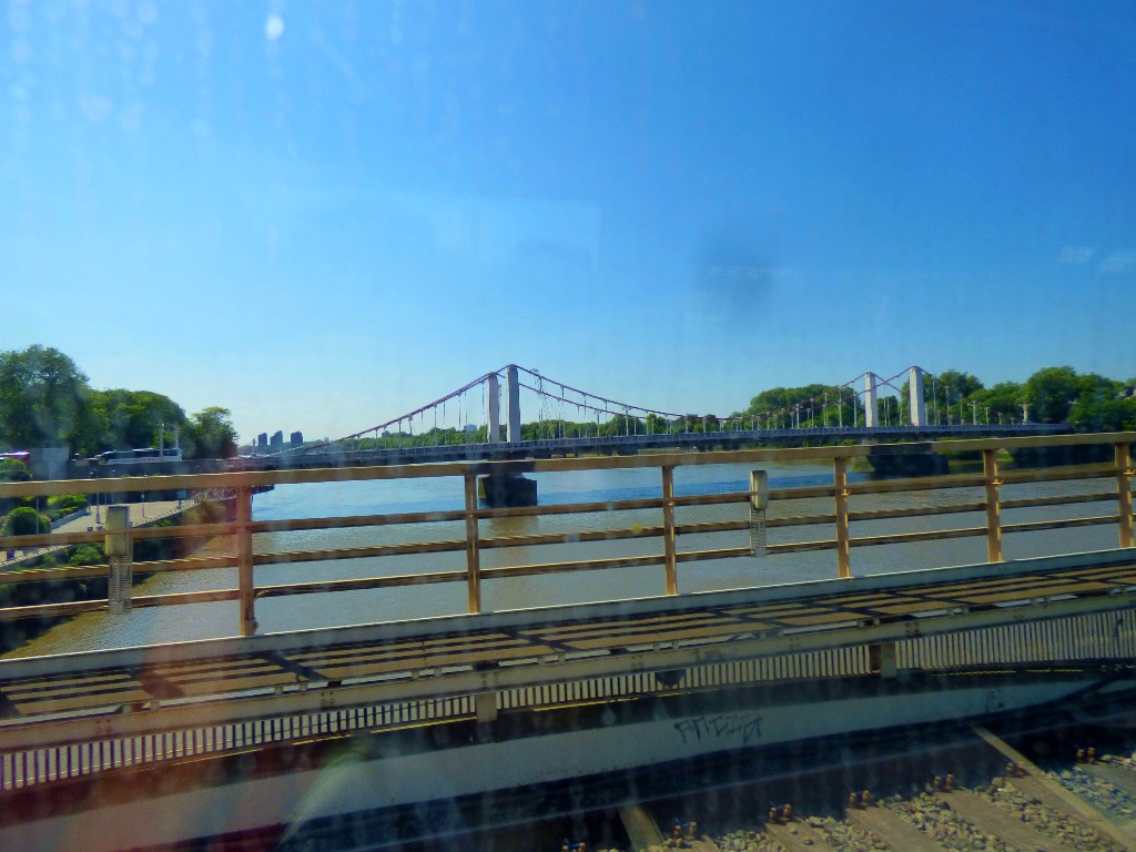 Crossing the the Thames