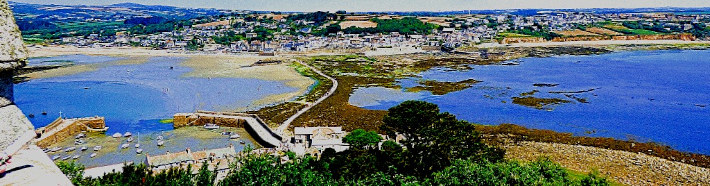 Harbour, causeway and Marazion from above